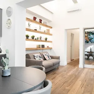  Apartment Luxury - San Pancrazio, Italy