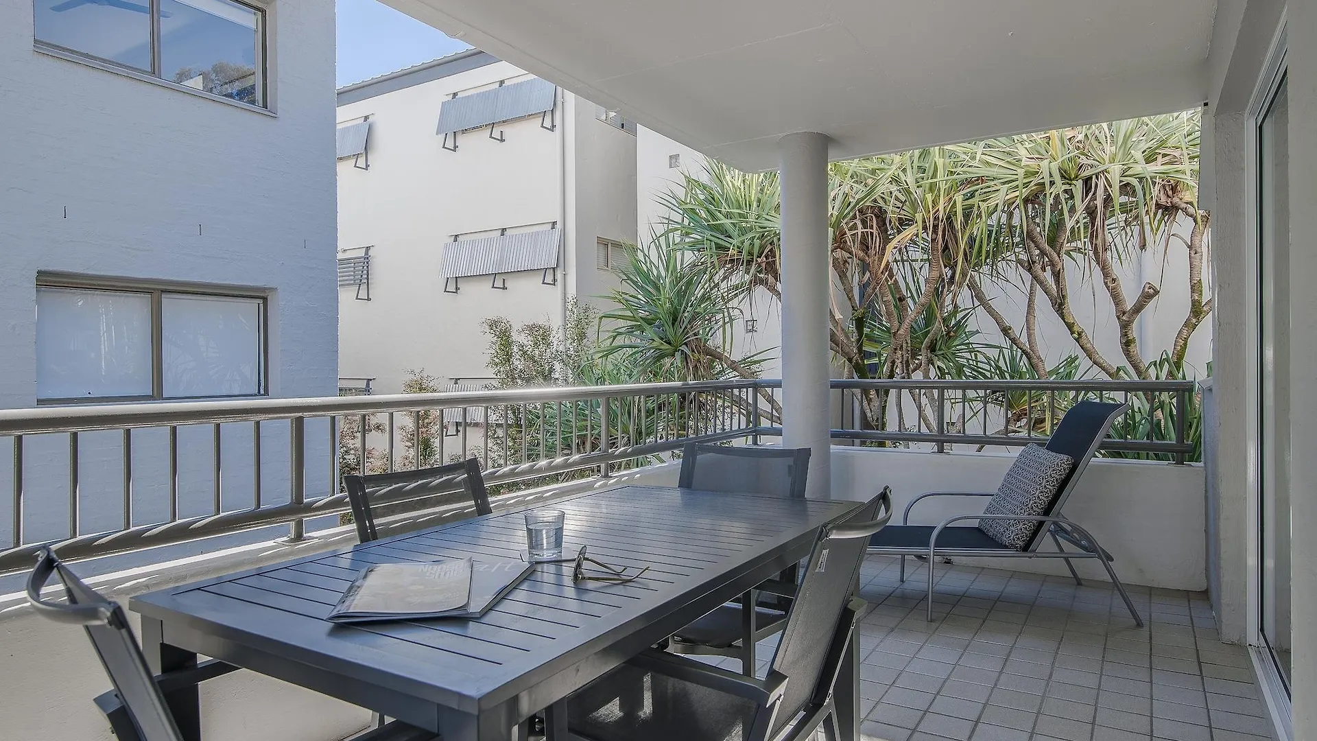 Saks On Hastings Aparthotel Noosa Heads
