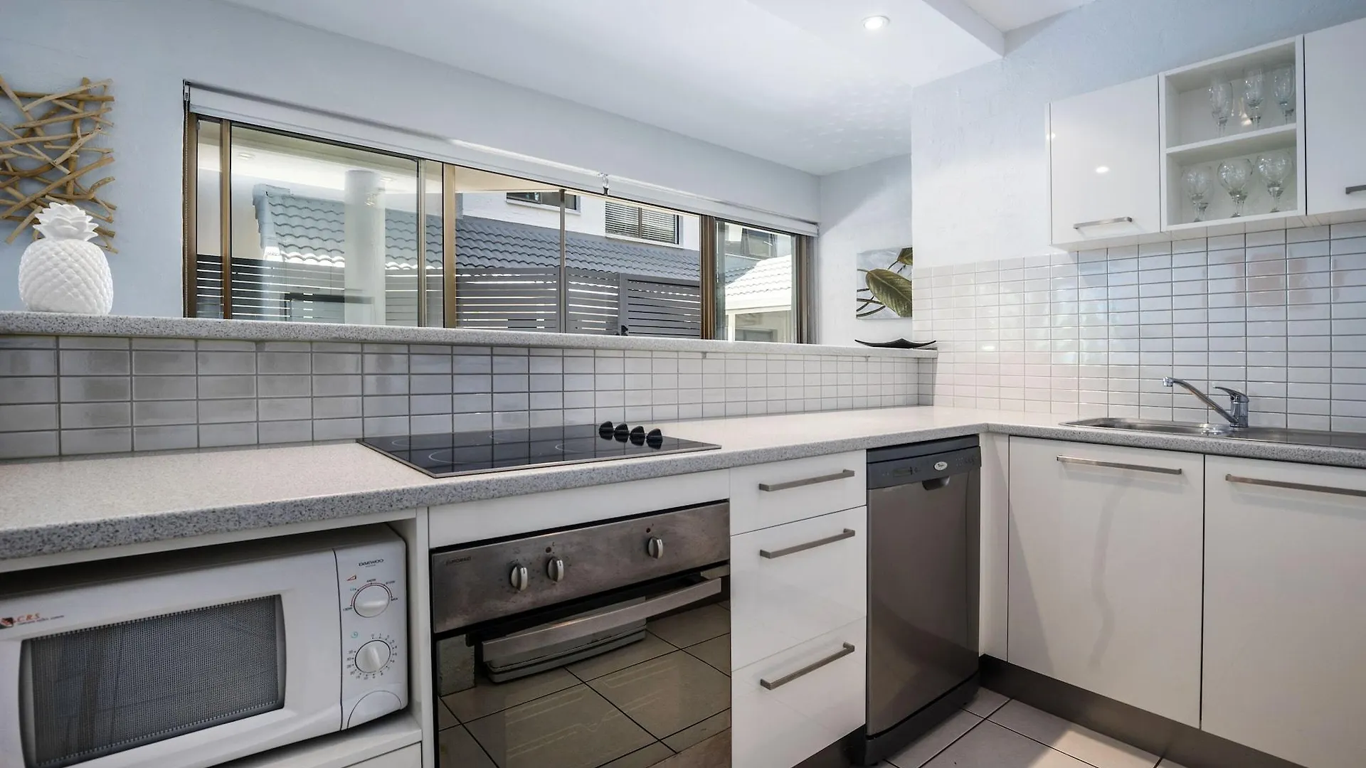 Saks On Hastings Aparthotel Noosa Heads