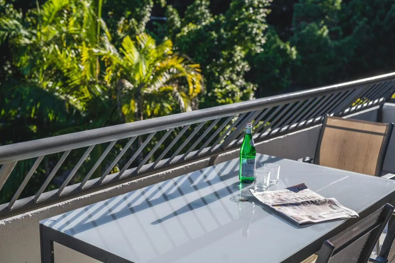 ****  Saks On Hastings Aparthotel Noosa Heads Australia